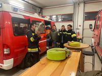 Ausbildung der neuen Feuerwehrmitglieder